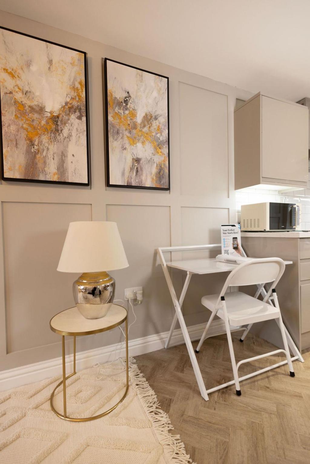 Harper Luxe Serviced Apartments دونْسْتابل المظهر الخارجي الصورة