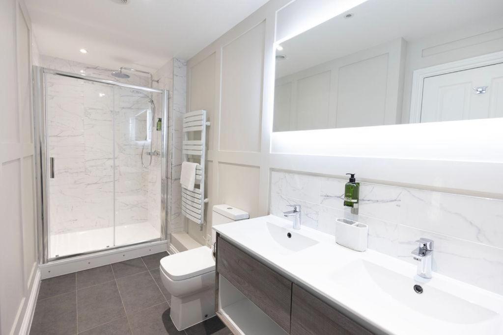 Harper Luxe Serviced Apartments دونْسْتابل المظهر الخارجي الصورة