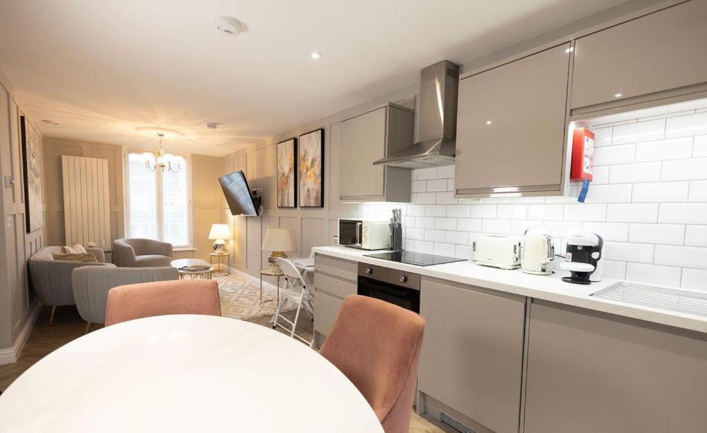 Harper Luxe Serviced Apartments دونْسْتابل المظهر الخارجي الصورة